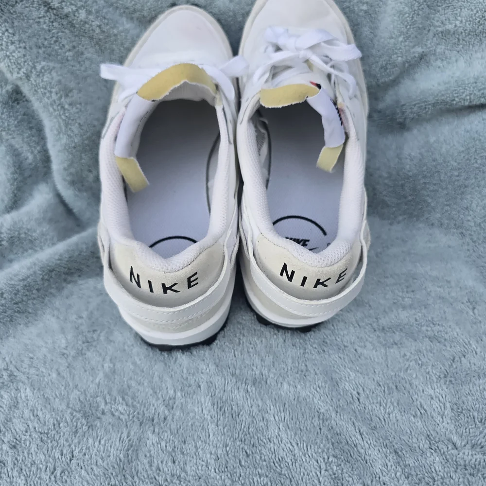 Nike Waffle Runner Leather Sneakers in White & Light Beige SIZE 9.5